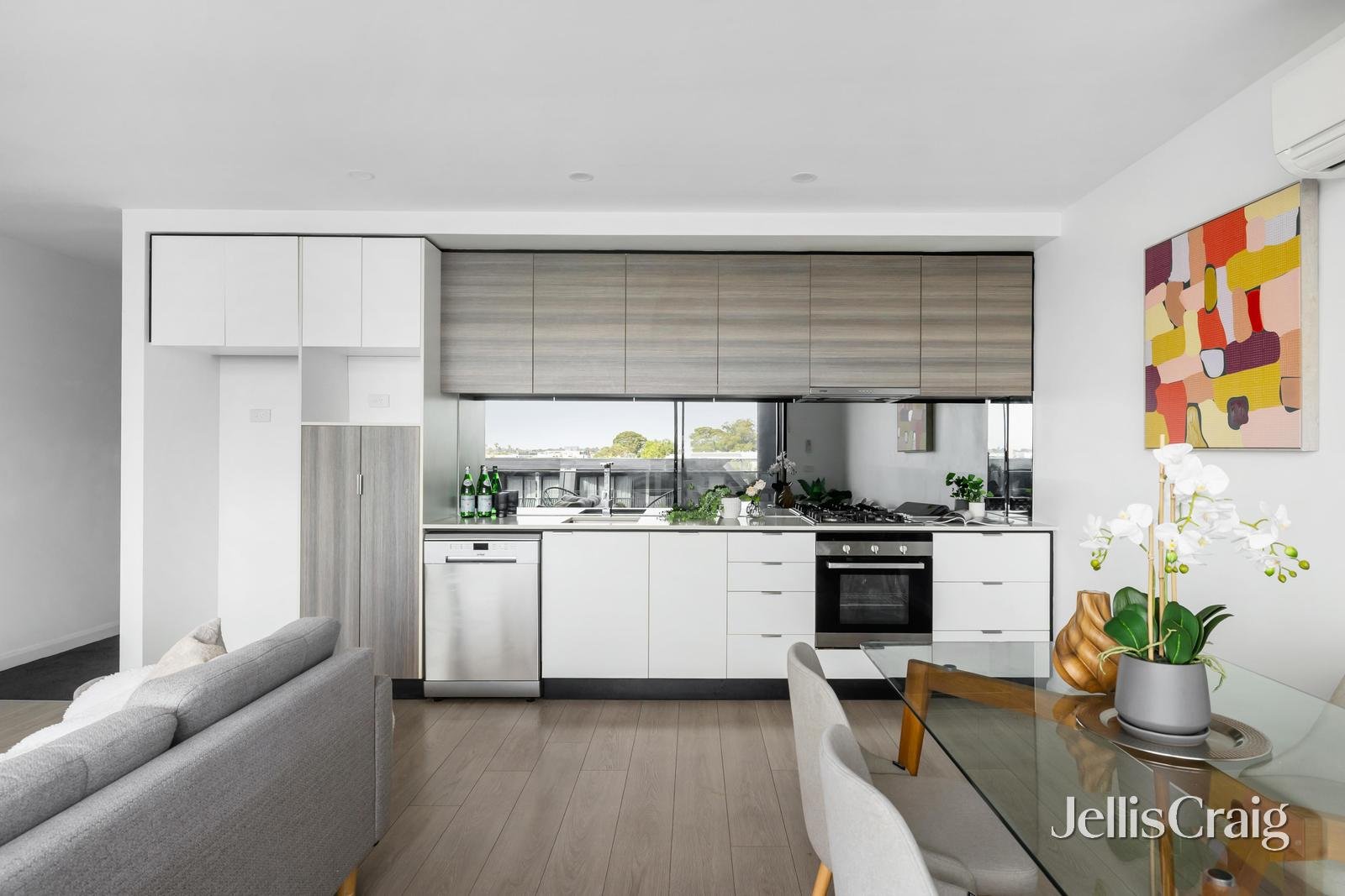 202/193 McKinnon Road, Mckinnon image 2