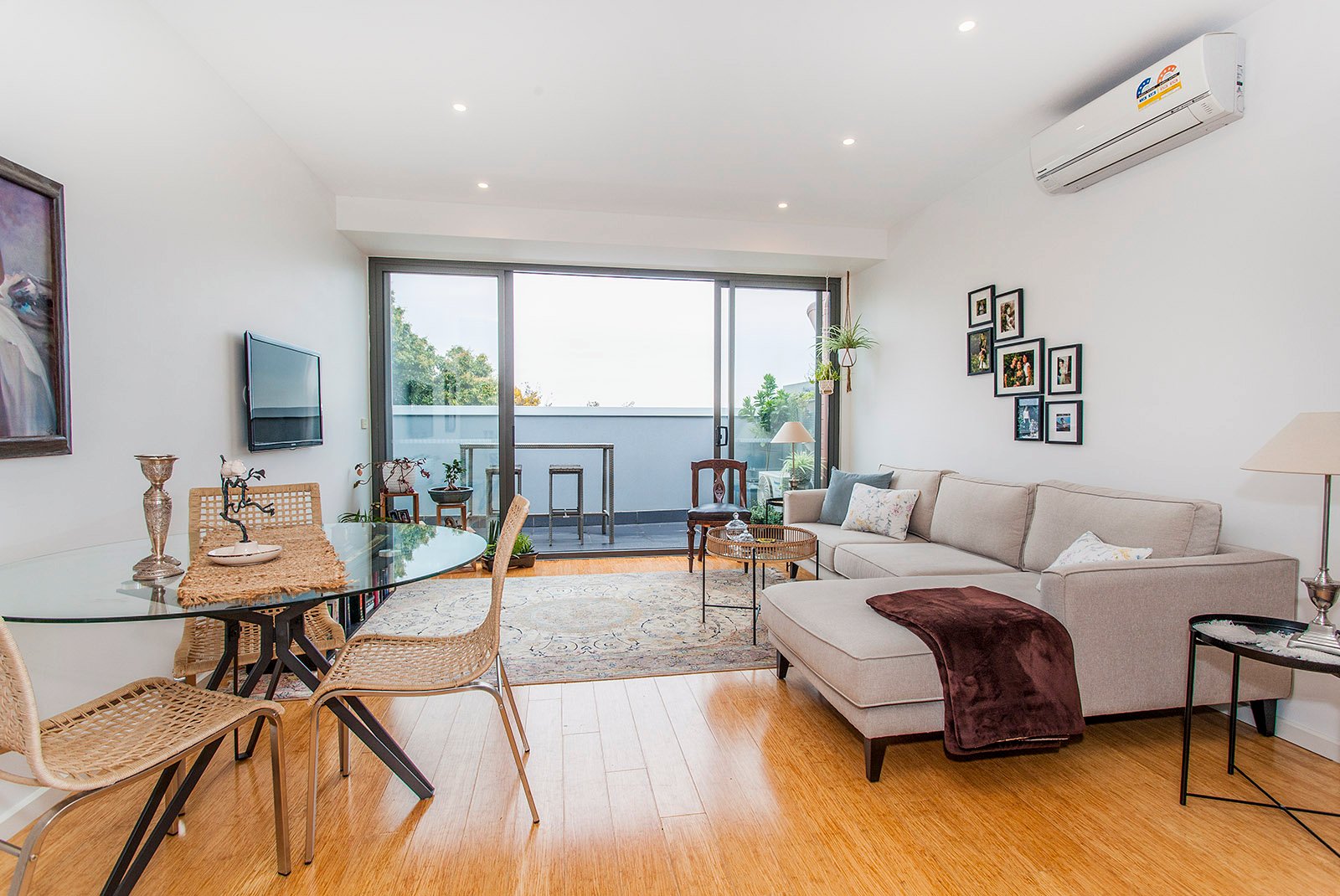 Property Gallery Thumbnail 3