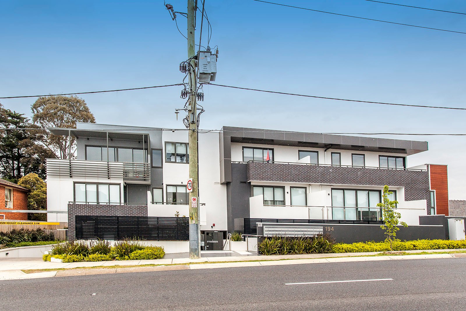 Property Gallery - Main Image