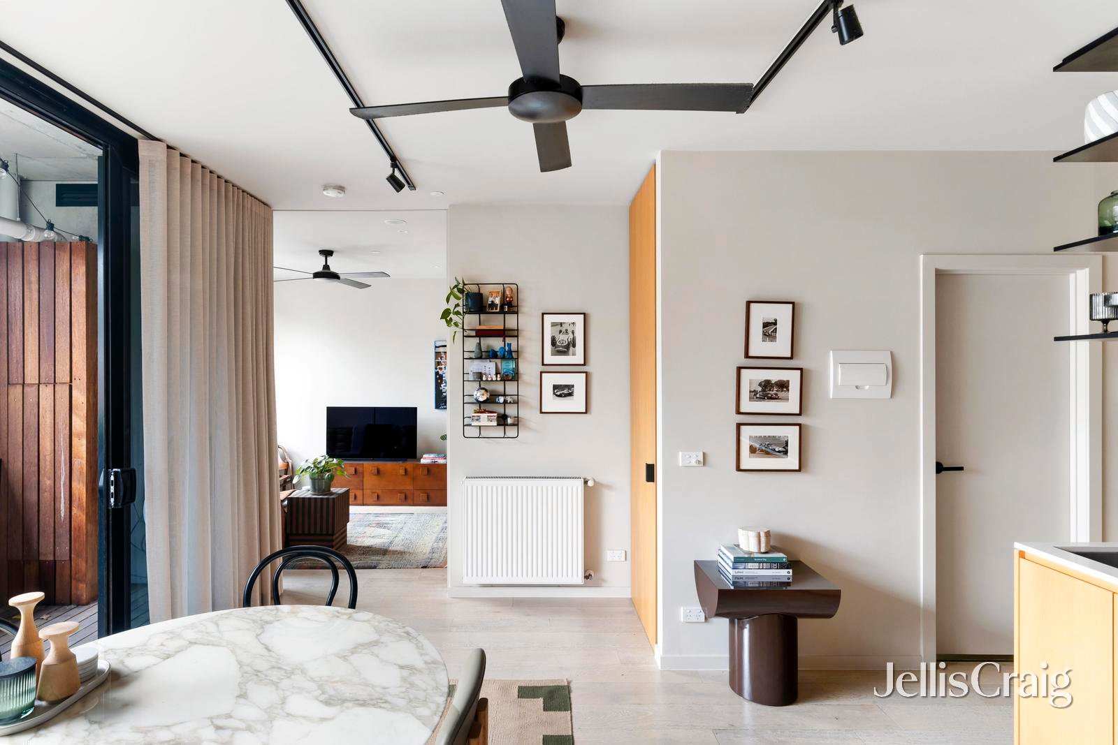 202/20 Peel Street, Collingwood image 2