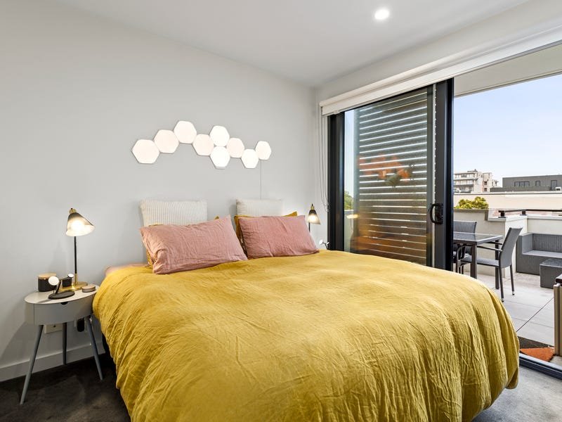 Property Gallery Thumbnail 7