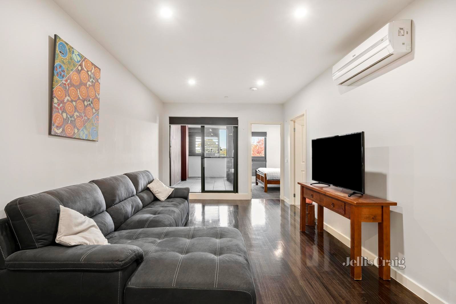 202/211 Mount Dandenong Road, Croydon image 2