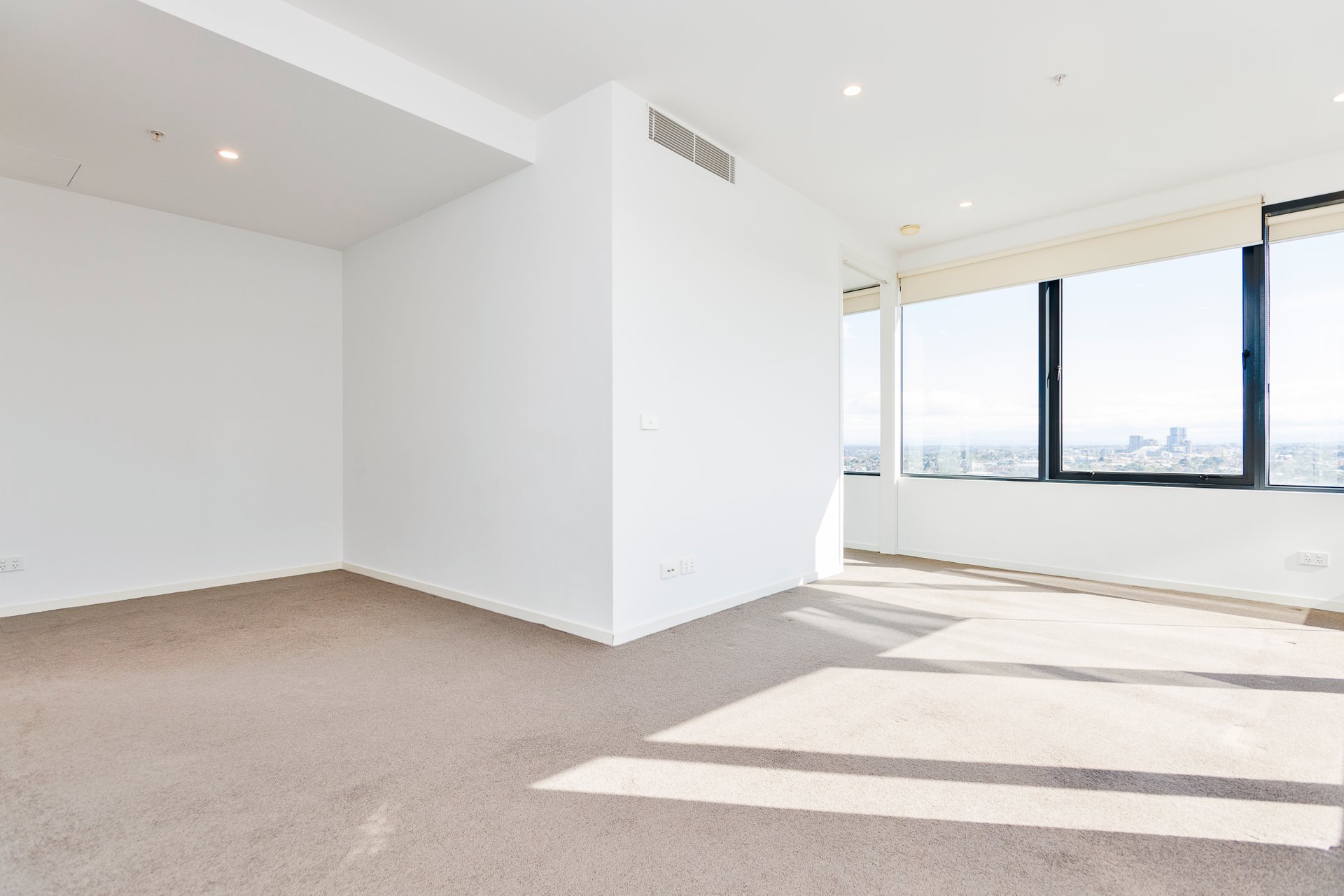2022/18 Mount Alexander Road, Travancore image 4