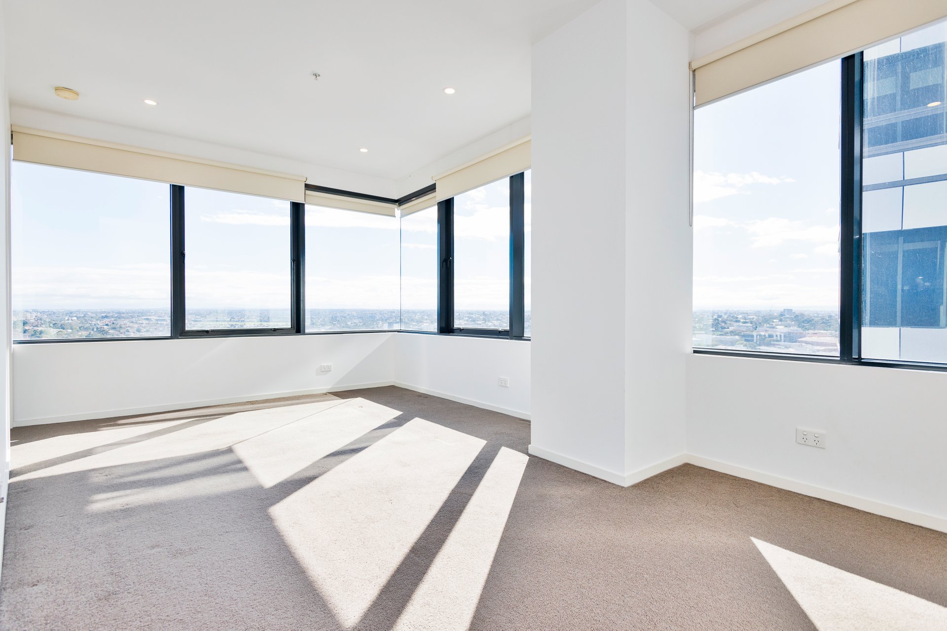2022/18 Mount Alexander Road, Travancore image 3