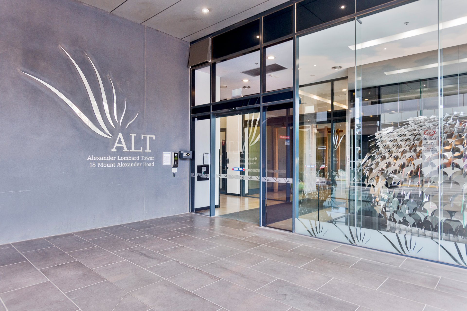2022/18 Mount Alexander Road, Travancore image 9
