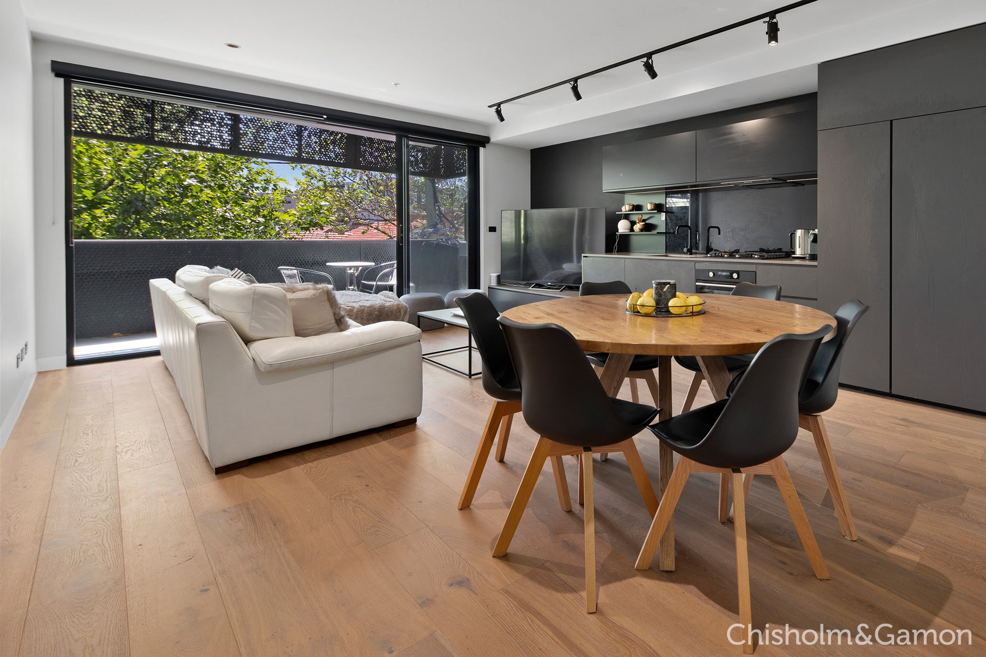 202/3 Docker Street, Elwood image 3