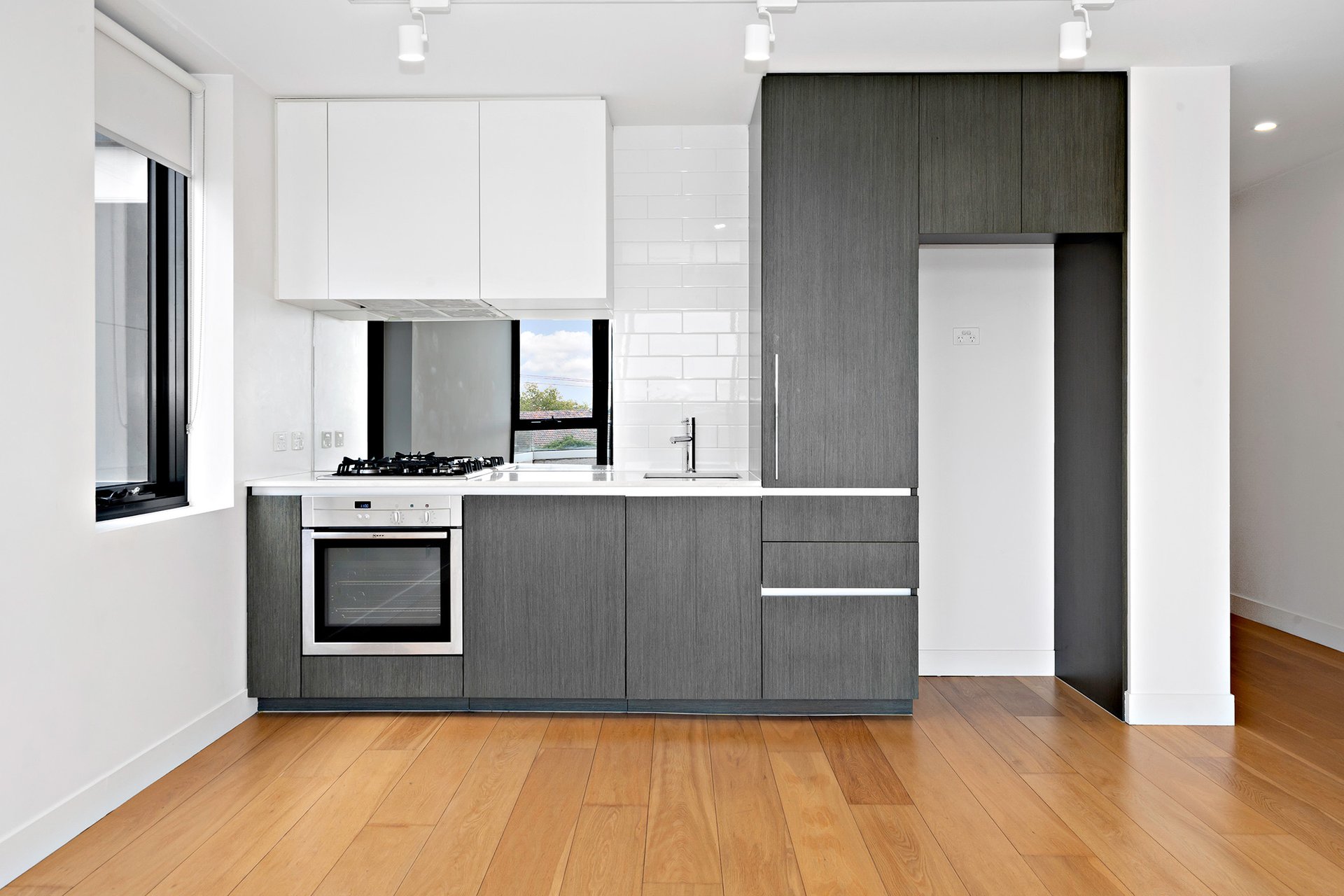 Property Gallery Thumbnail 2