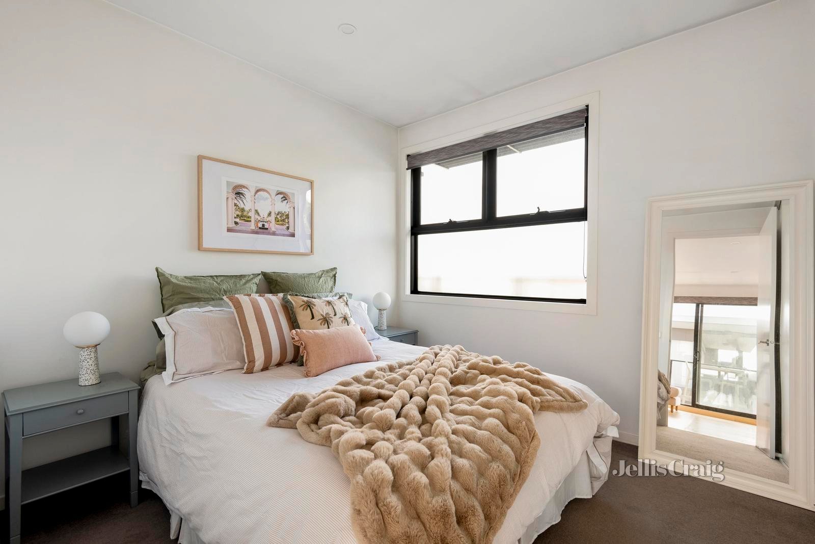 202/4 Beavers Road, Northcote image 5