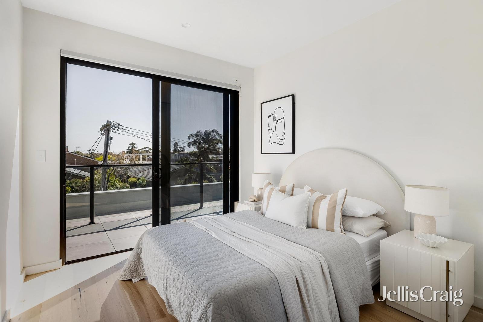 202/4 Littlewood Street, Hampton image 10