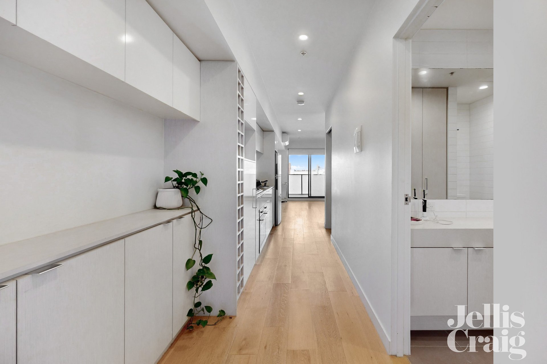 202/43 High Street, Glen Iris image 5