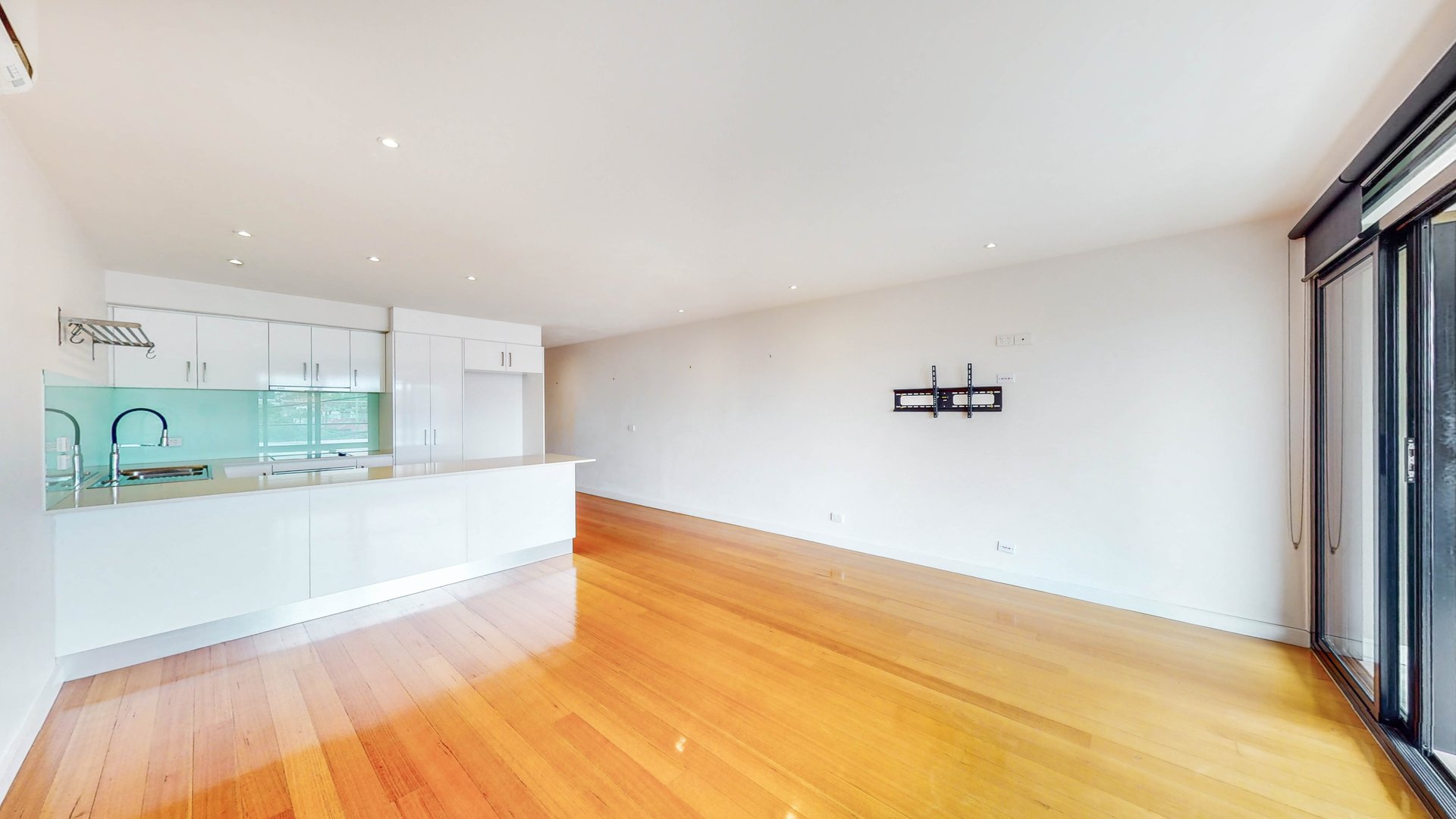 202/455 Macaulay Road, Kensington image 3