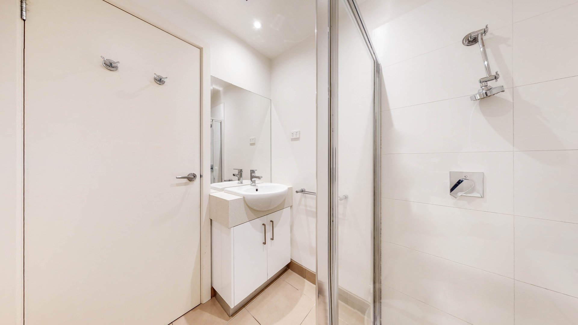 202/455 Macaulay Road, Kensington image 8