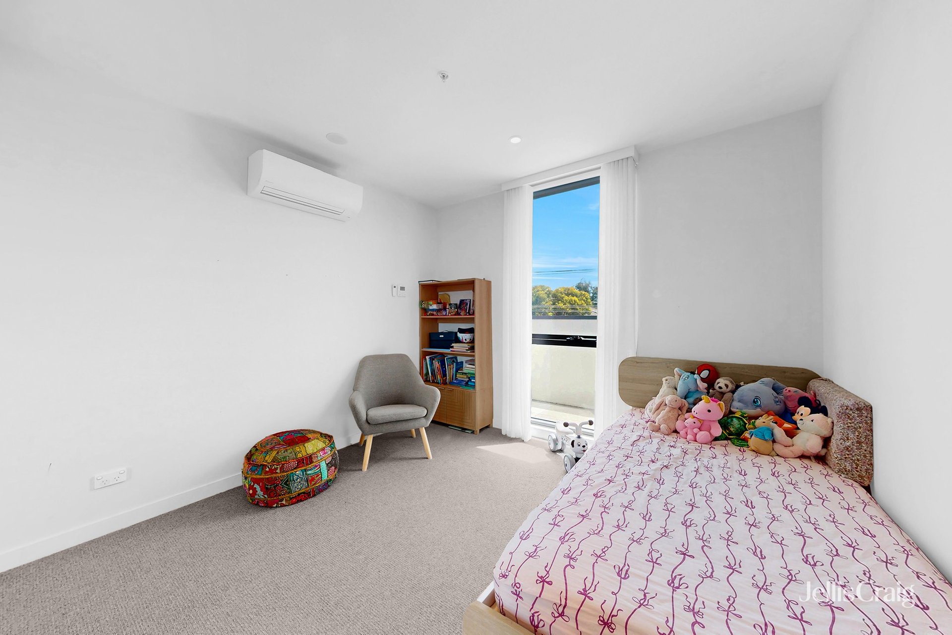 202/50 Kambrook Road, Caulfield North image 8