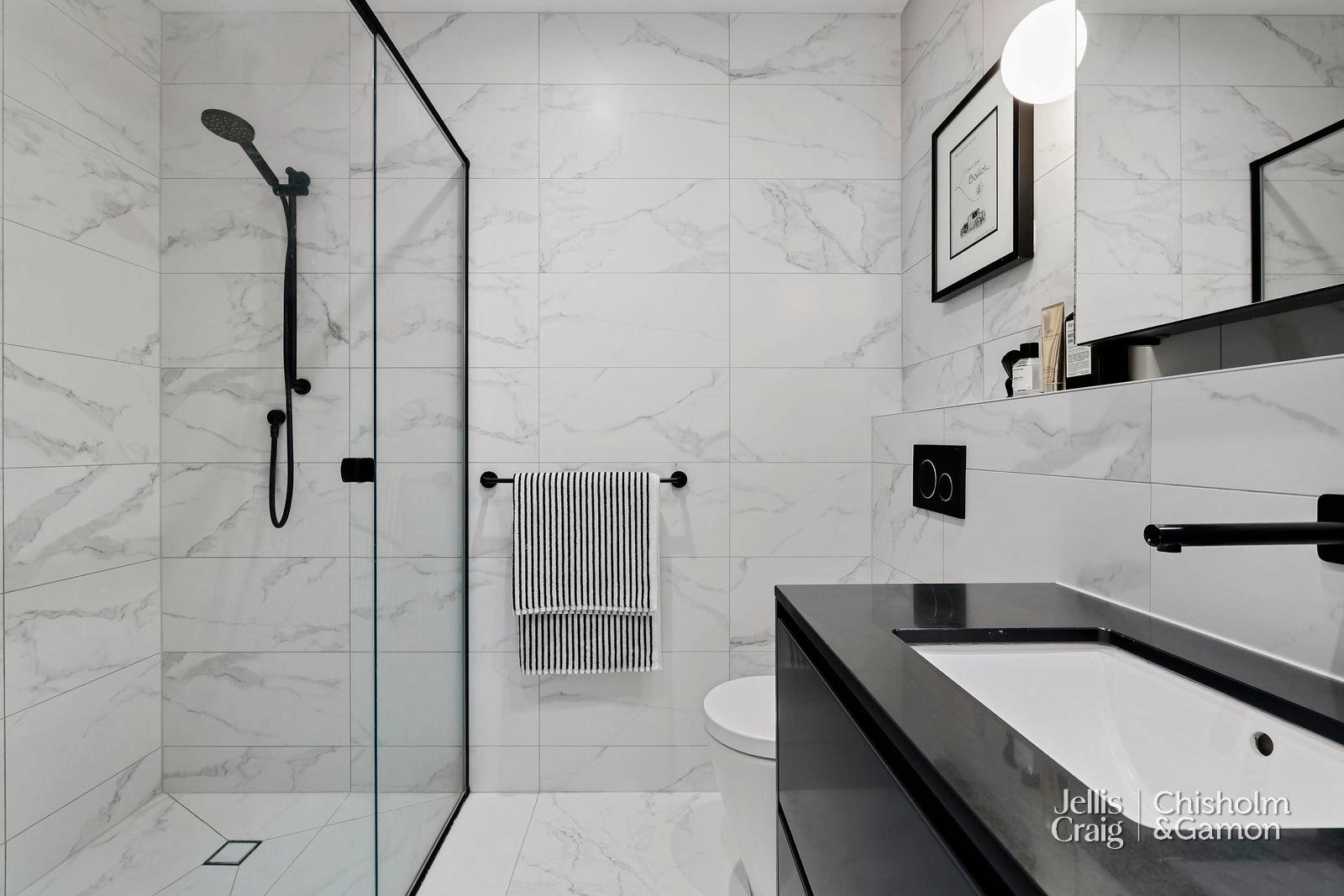 202/51 Ormond Esplanade, Elwood image 13