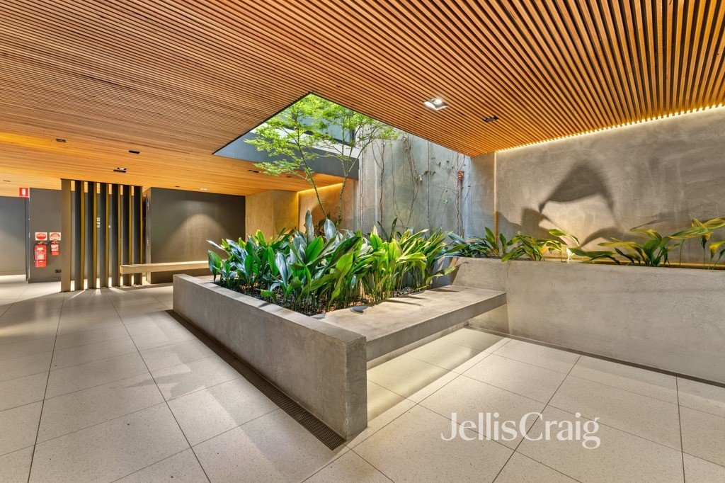 202/55 Wellington St, St Kilda image 13