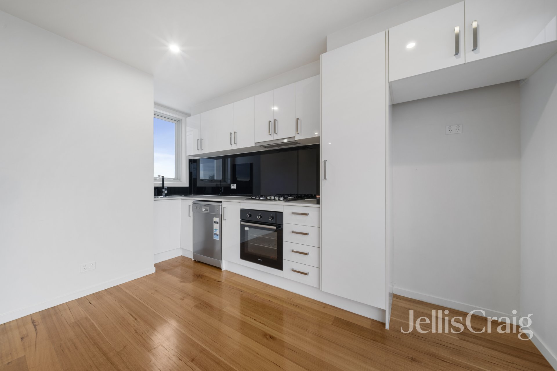 202/633-635 Centre Road, Bentleigh&nbsp;East image 2