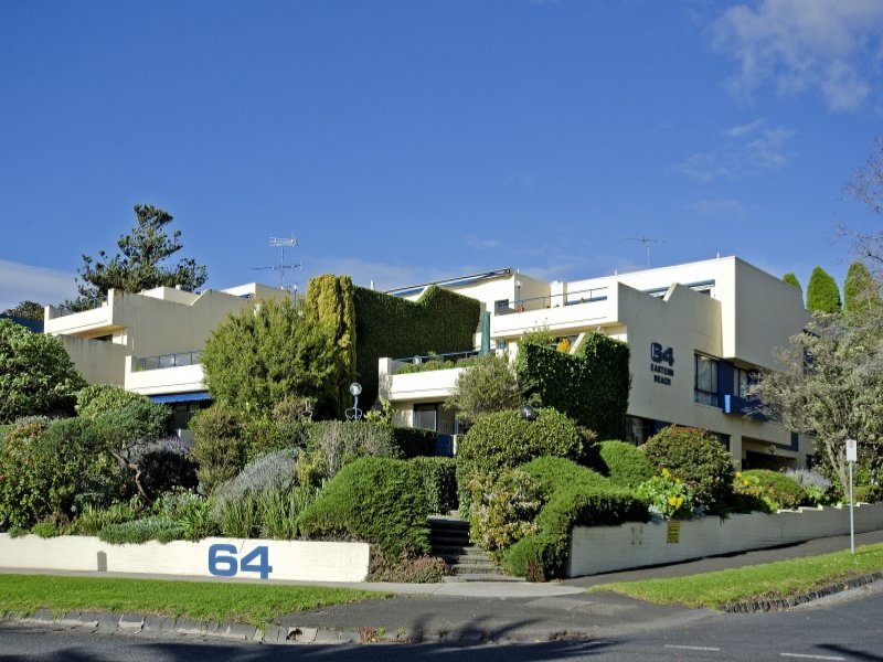202/64 Eastern Beach Road, Geelong image 2