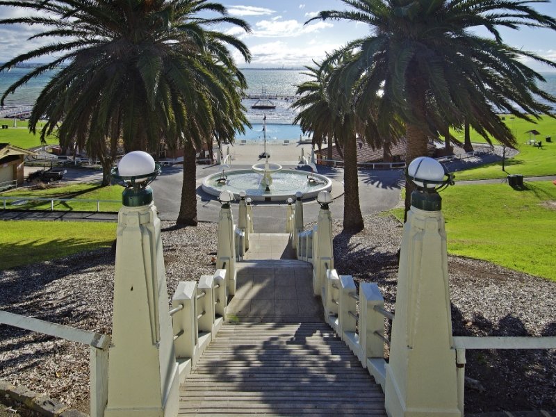 202/64 Eastern Beach Road, Geelong image 3