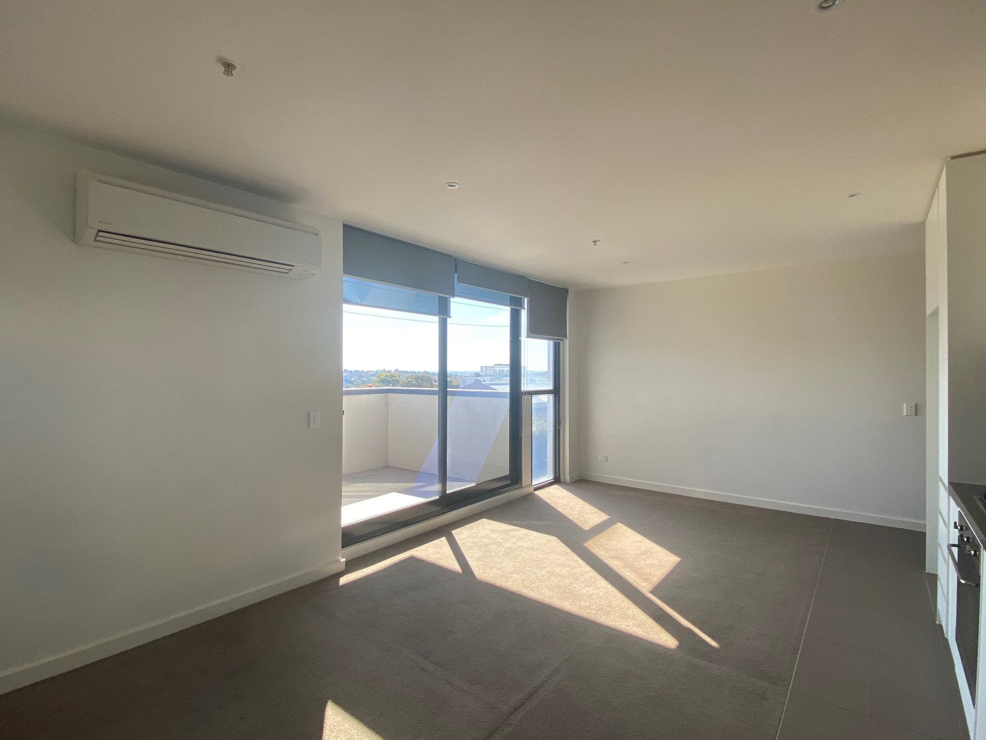 Property Gallery Thumbnail 4