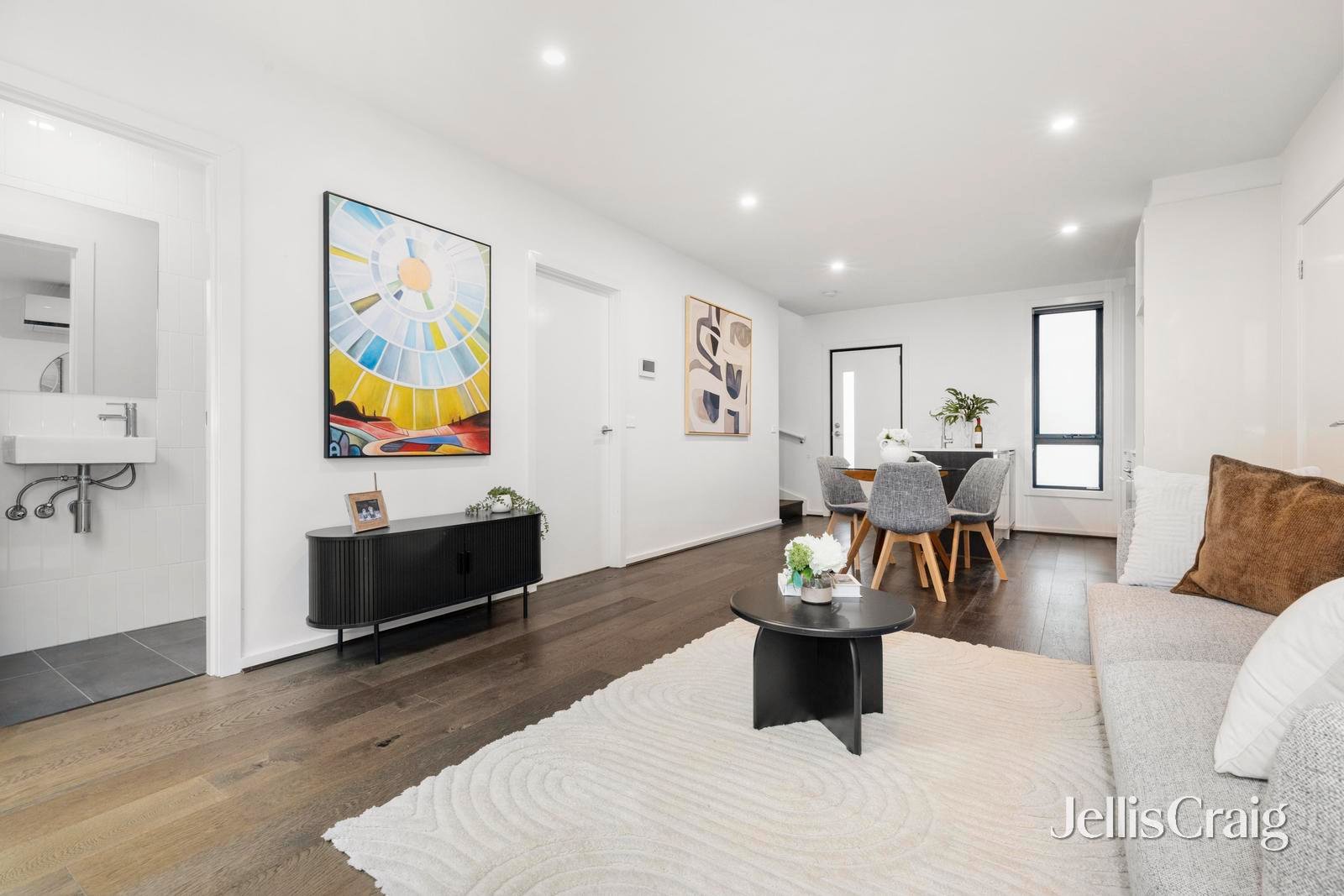 20/29 Browns Road, Clayton image 3