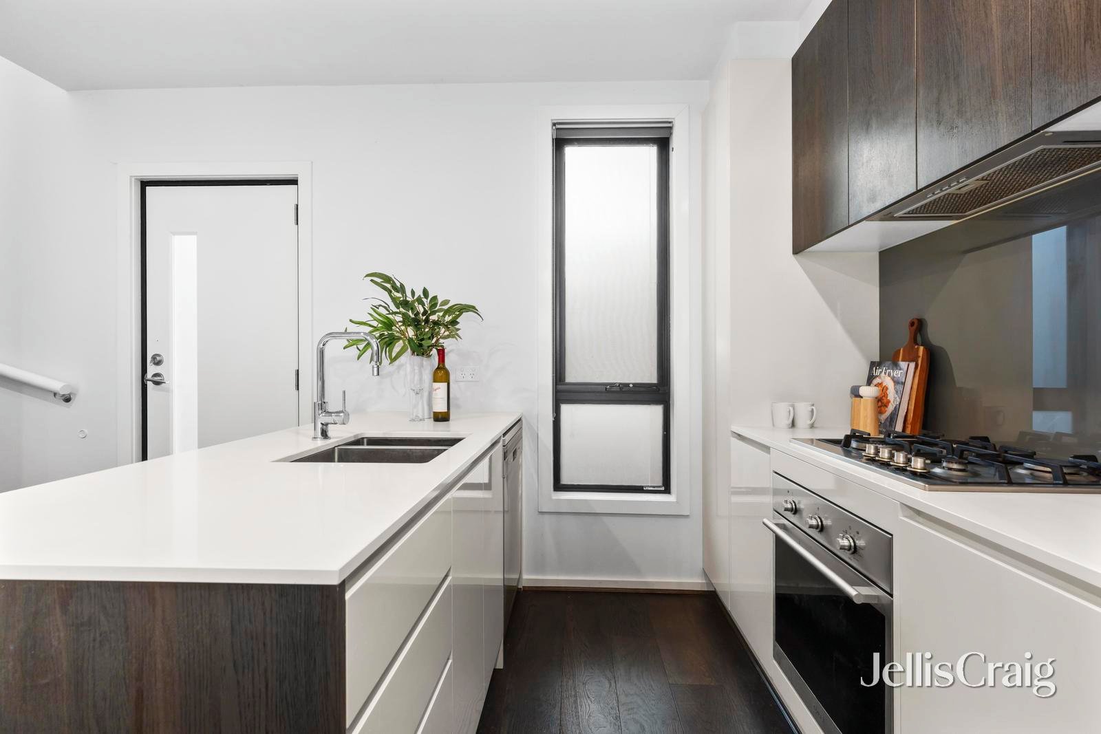 20/29 Browns Road, Clayton image 5