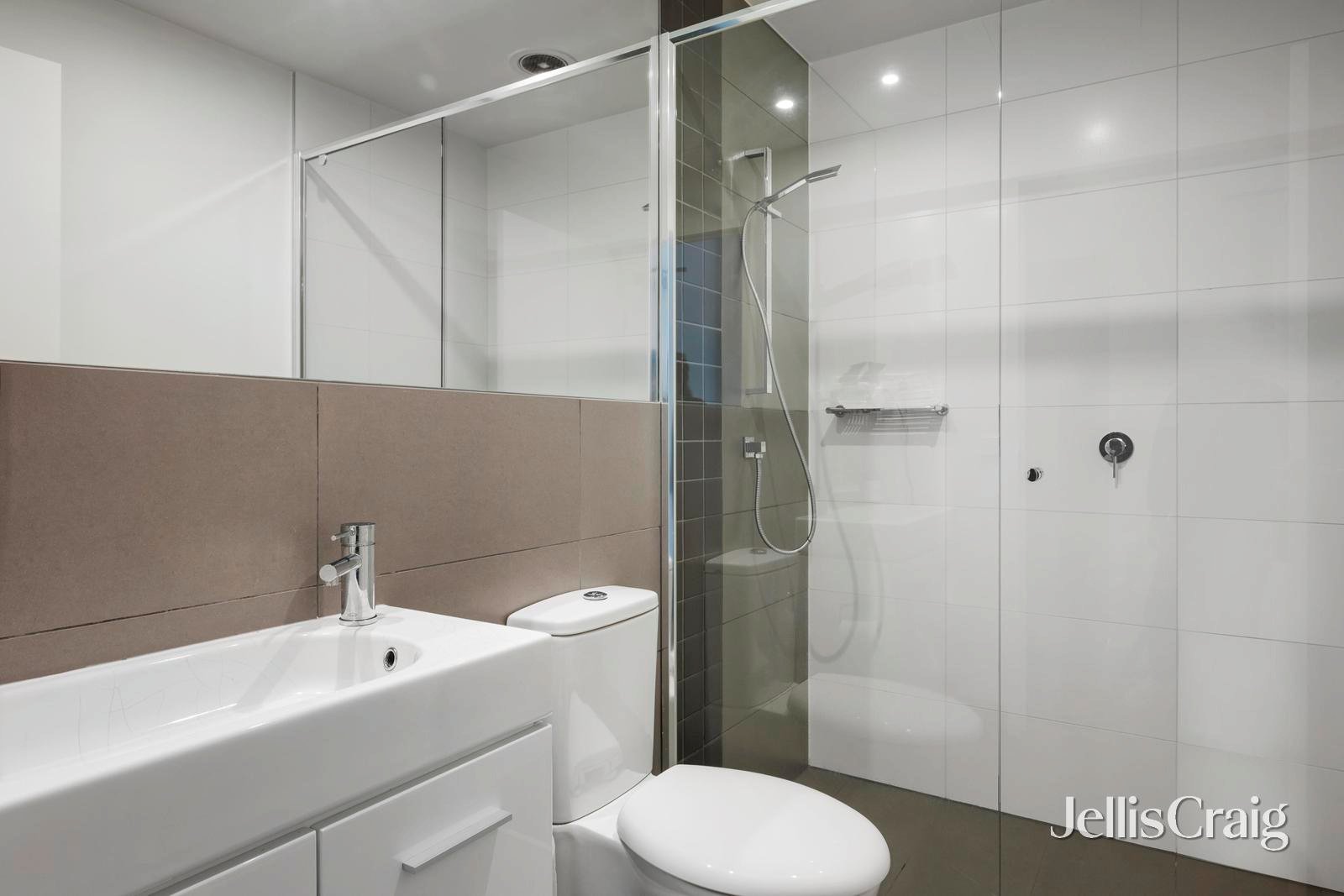 202R/88 Trenerry Crescent, Abbotsford image 10