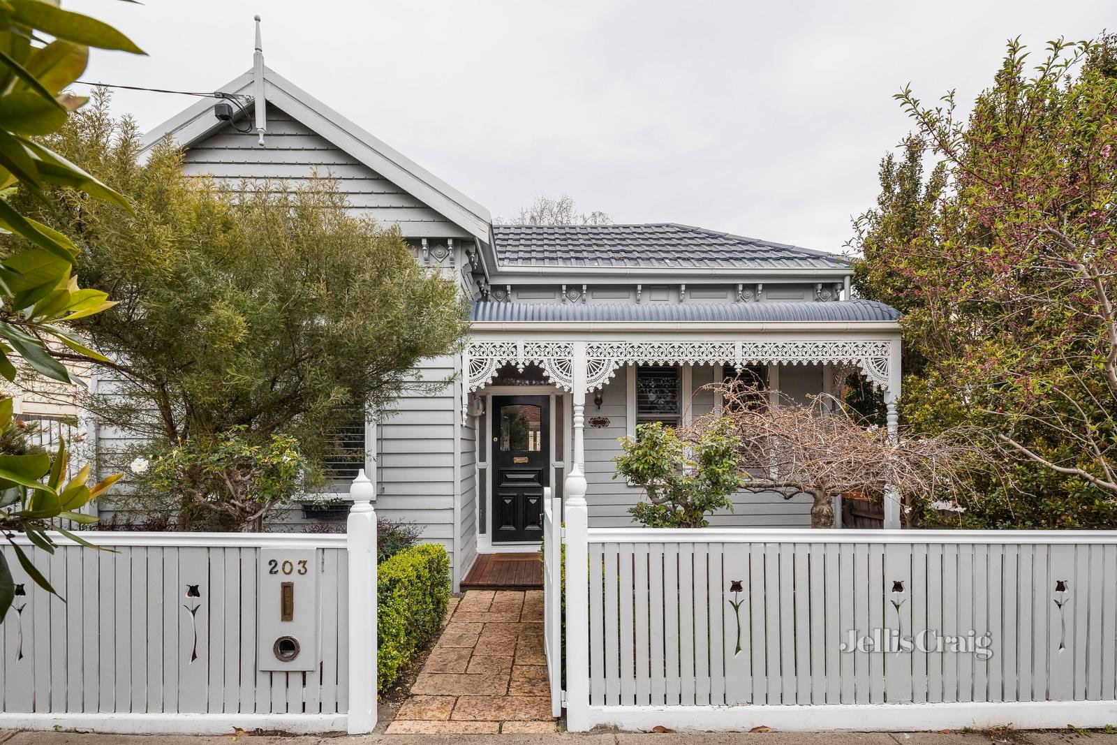 203 Arthur Street, Fairfield image 1