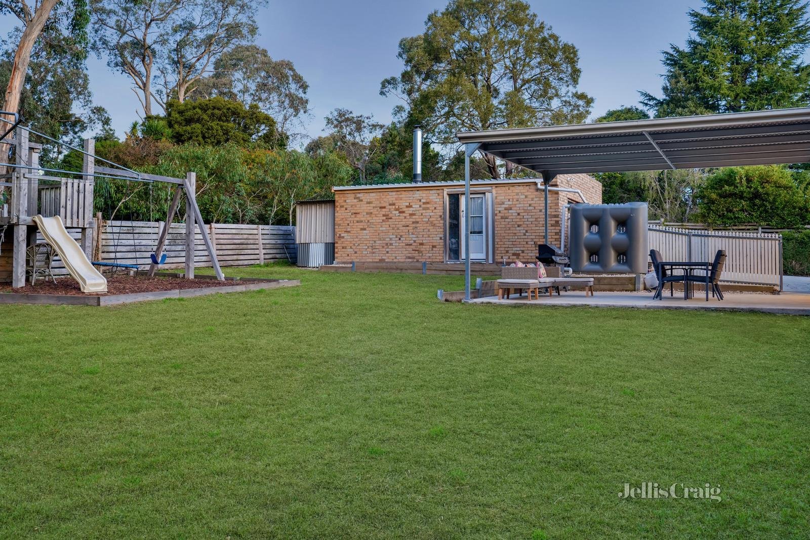 203 Eddy Avenue, Mount Helen image 13