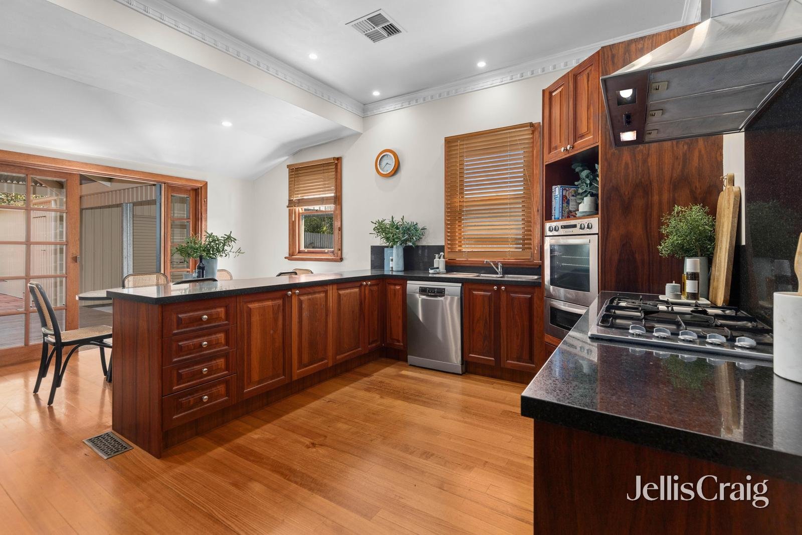 203 Howitt Street, Soldiers&nbsp;Hill image 8