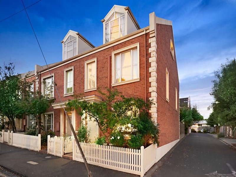 203 Roseneath Street, CLIFTON HILL VIC 3068