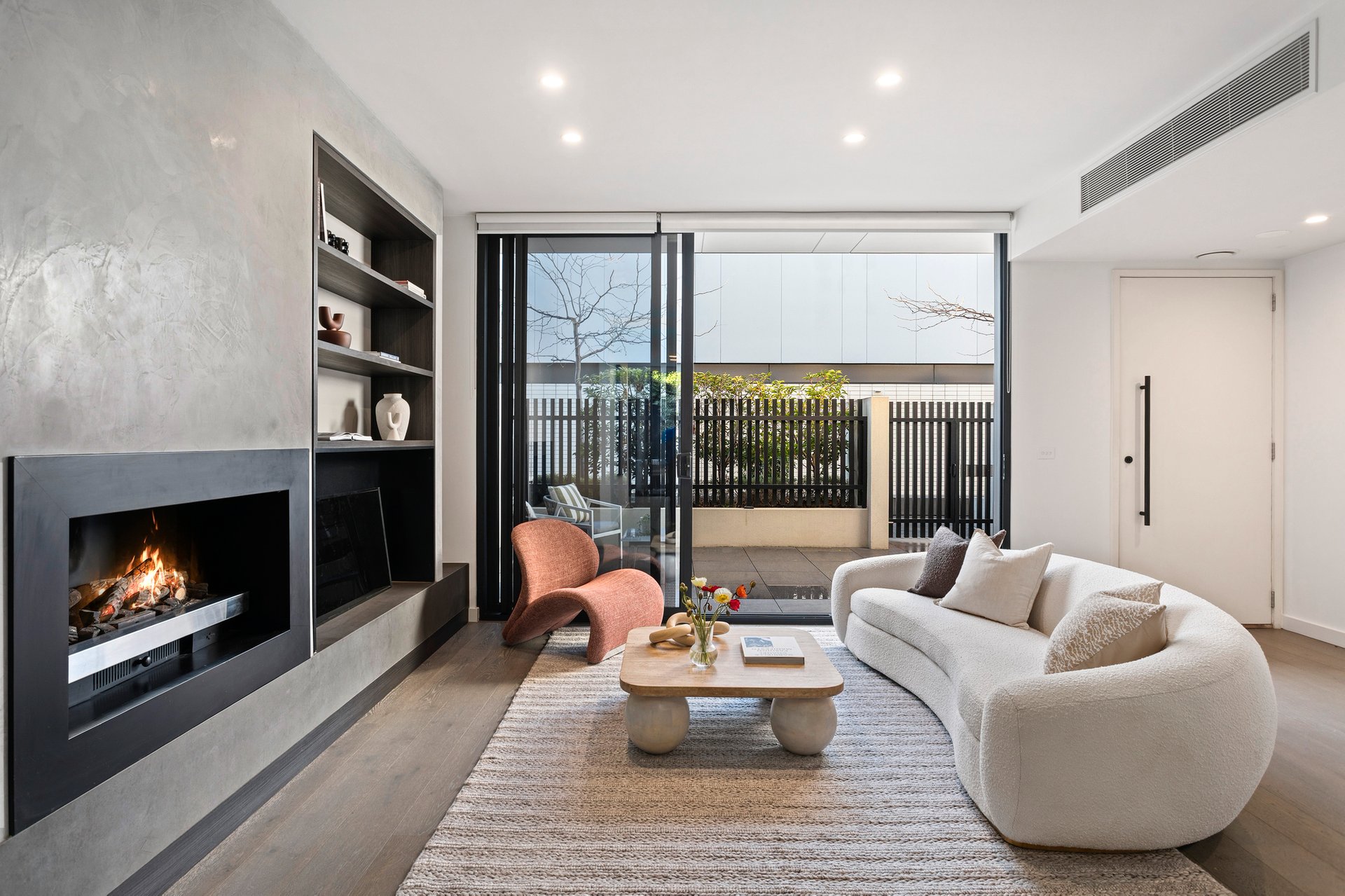 Property Gallery Thumbnail 3