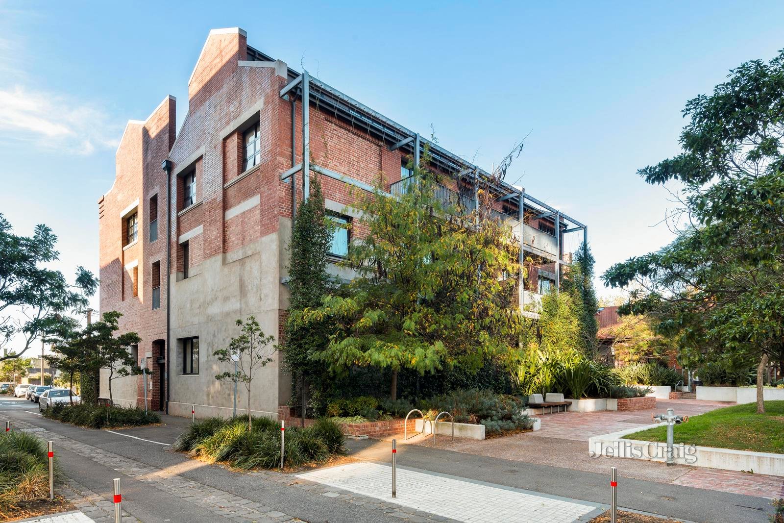 203/1 Barnet Way, Richmond image 1
