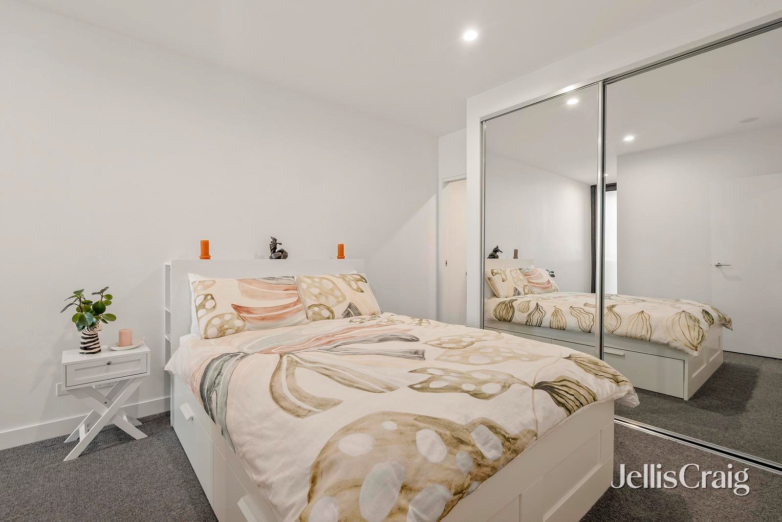 203/1 Lusher Road, Croydon image 6