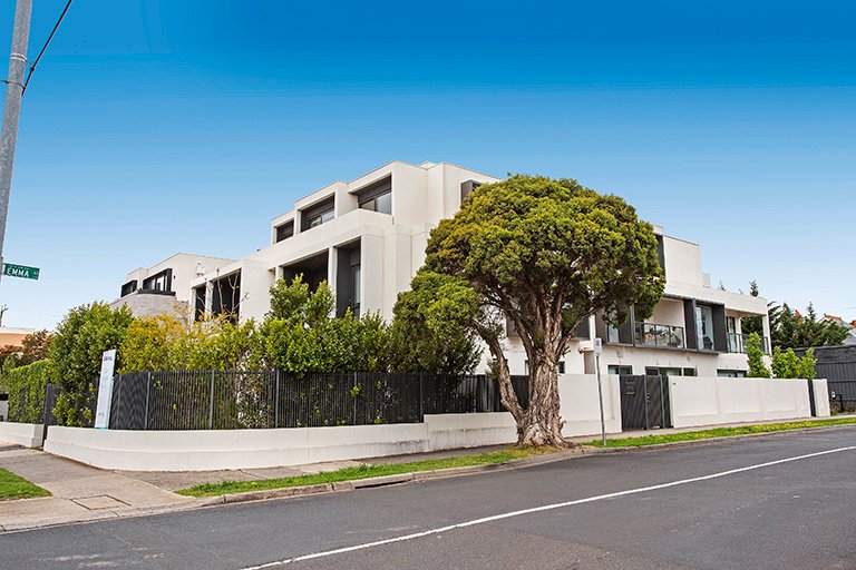 Property Gallery - Main Image