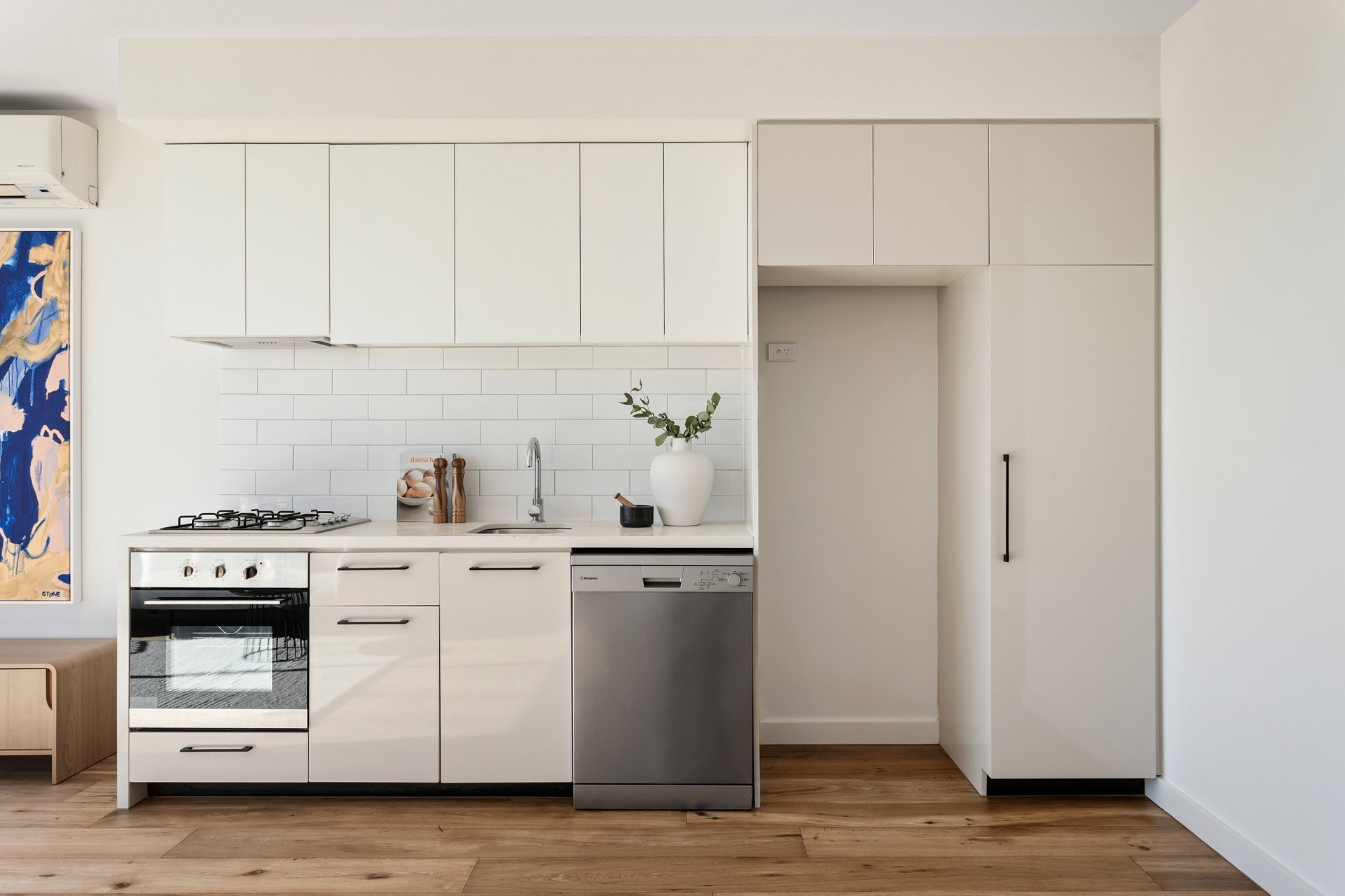 Property Gallery Thumbnail 6