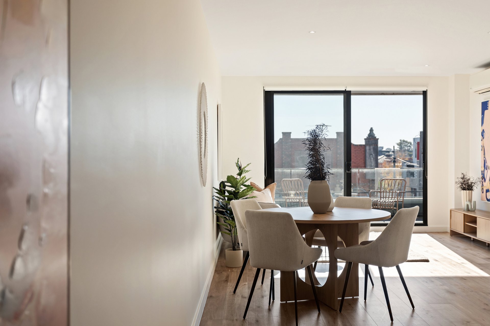 Property Gallery Thumbnail 2