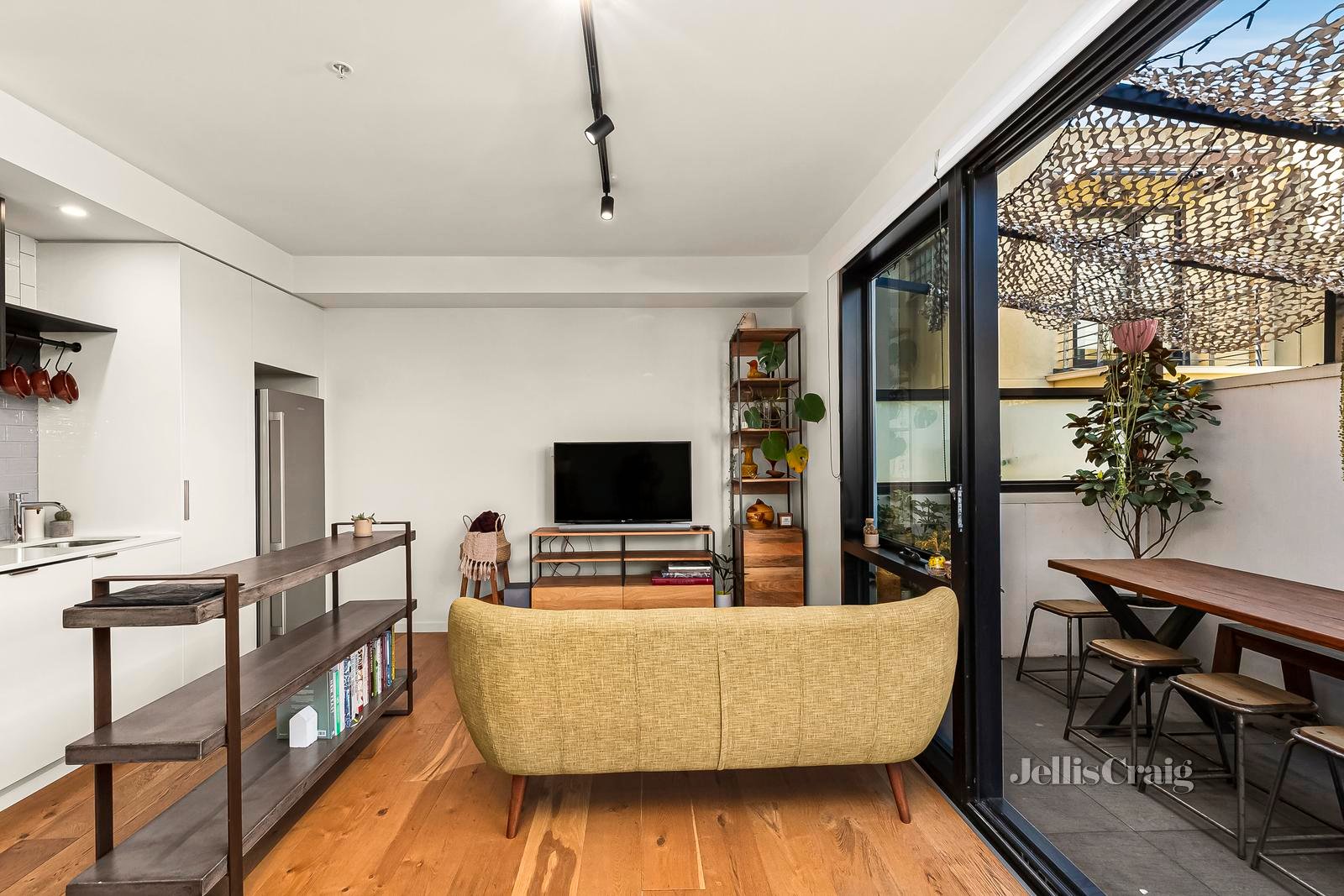 203/144 Queens Parade, Fitzroy North image 3