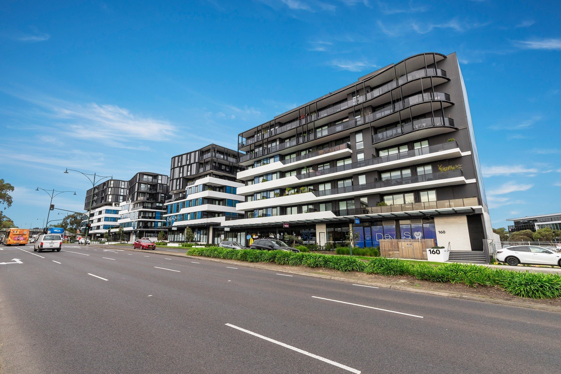 203/162 Whitehorse Road, Blackburn image 2