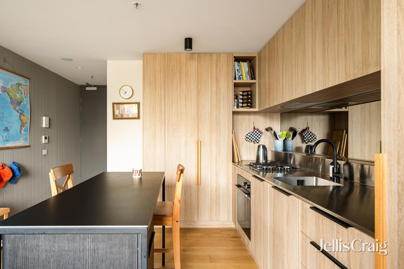 203/17 Union Street, Brunswick image 3