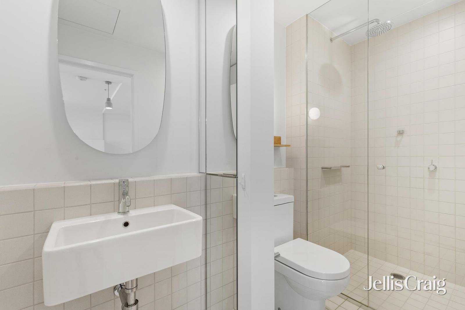203/20 Camberwell Road, Hawthorn East image 5