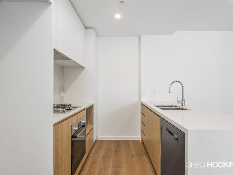 203/21 Collins Street, Chadstone image 5