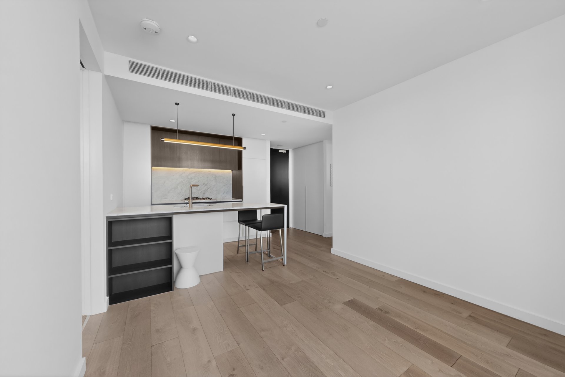 203/21 Riversdale Road, Hawthorn image 4