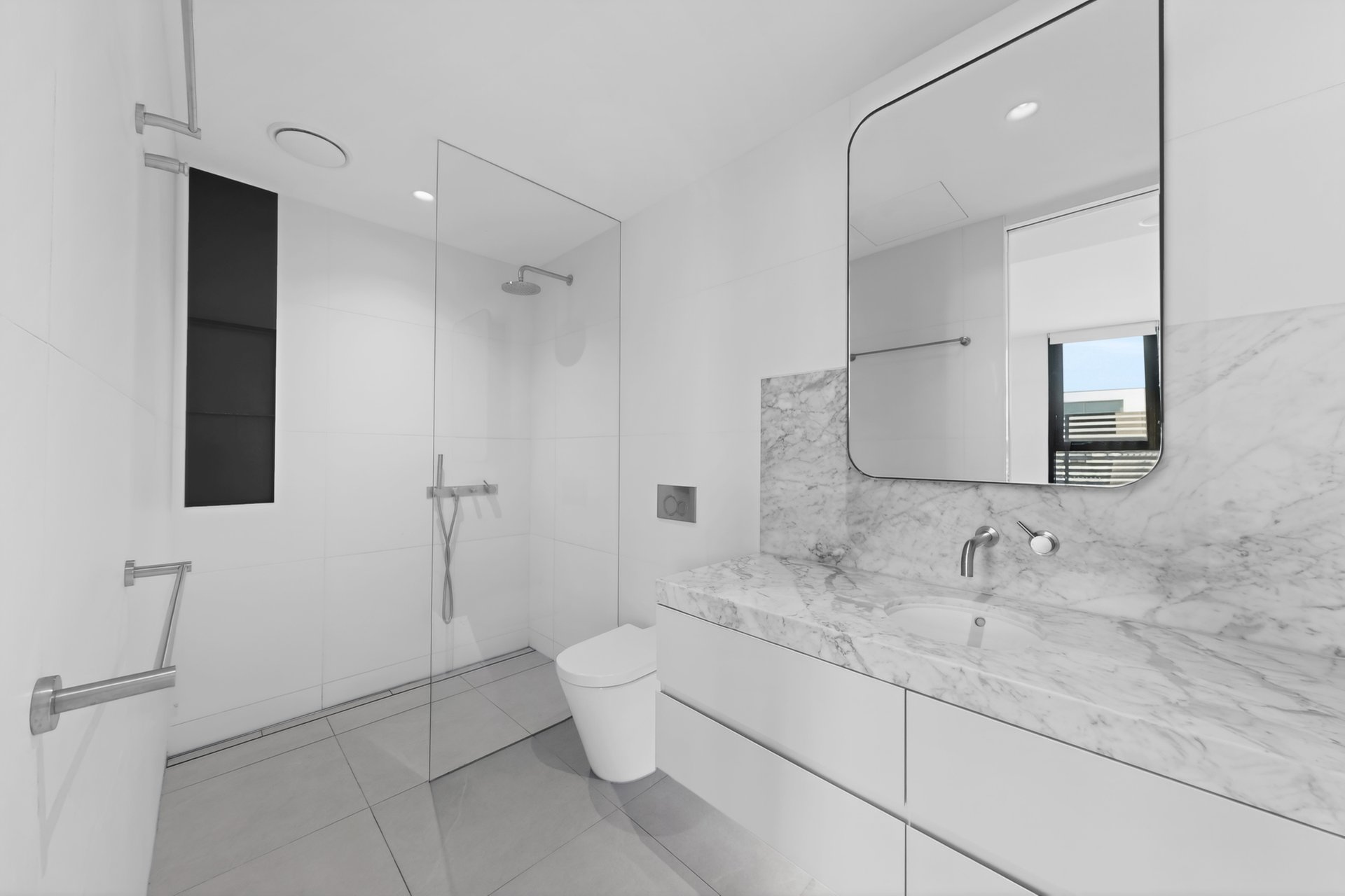 203/21 Riversdale Road, Hawthorn image 8