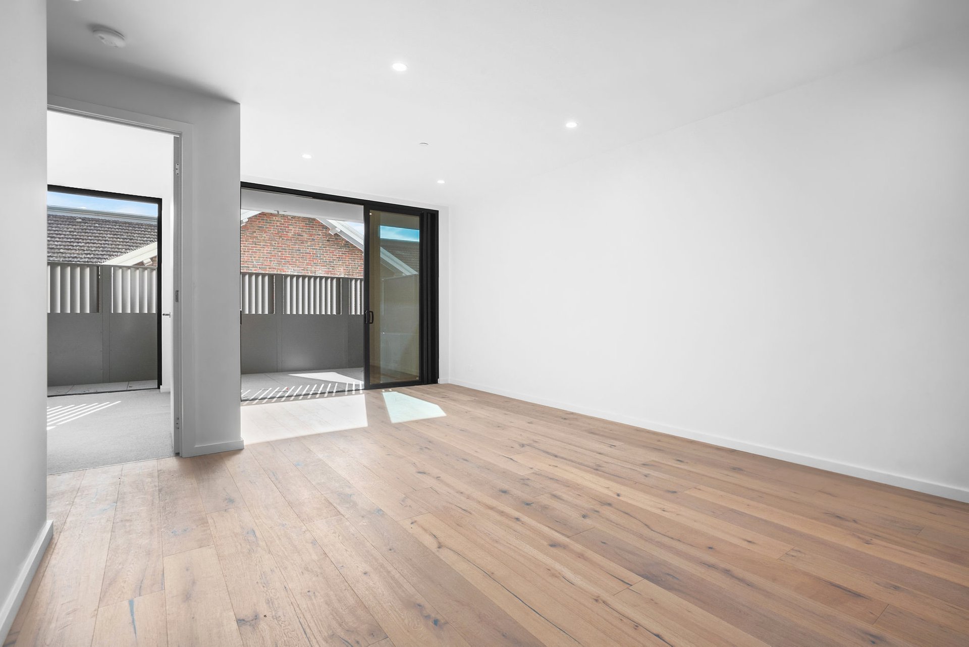Property Gallery - Main Image