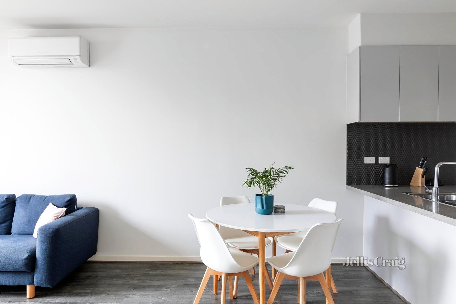 203/264 Waterdale Road, Ivanhoe image 5
