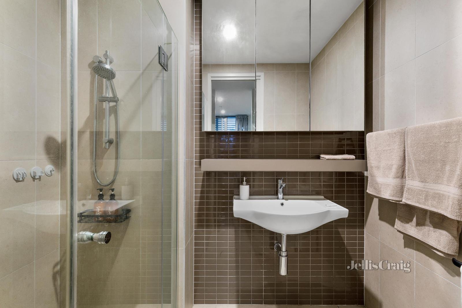 203/264 Waterdale Road, Ivanhoe image 8