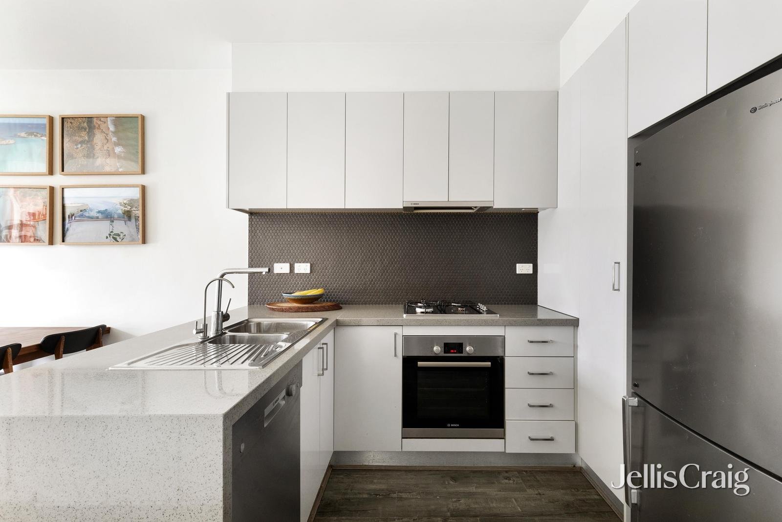 203/264 Waterdale Road, Ivanhoe image 3