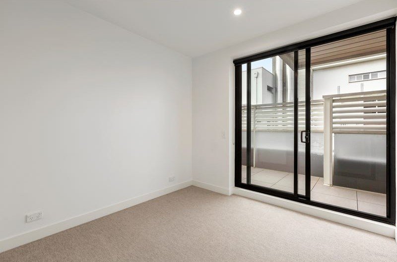 203/29-31 Ormond Road, Elwood image 9