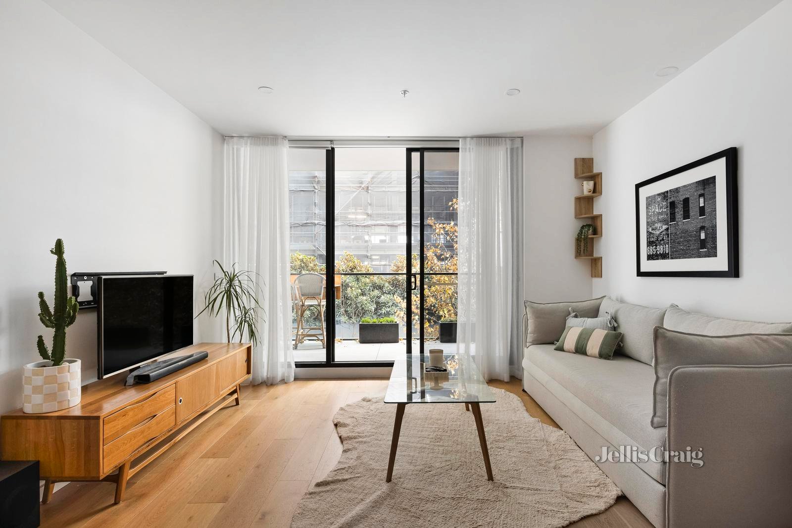 203/35 Plenty Road, Preston image 1