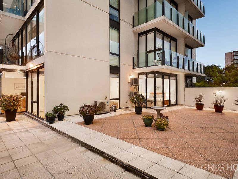 203/38 Bank Street, South Melbourne image 1